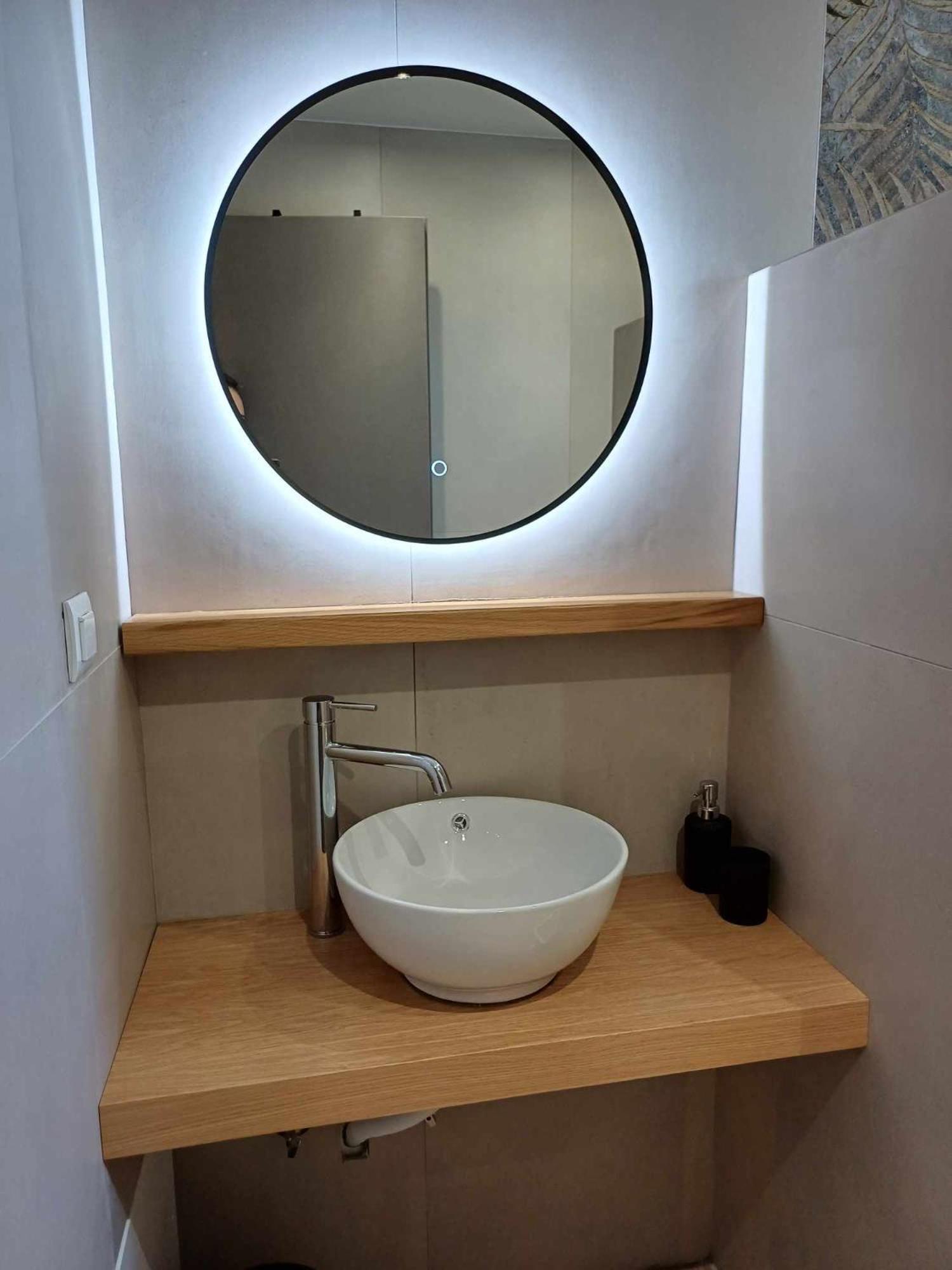 Romeos Apartment Agia Marina (Crete)